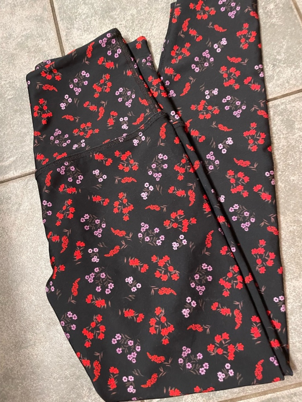 Beyond Yoga Black Floral Leggings with Red & Lavender Flowers